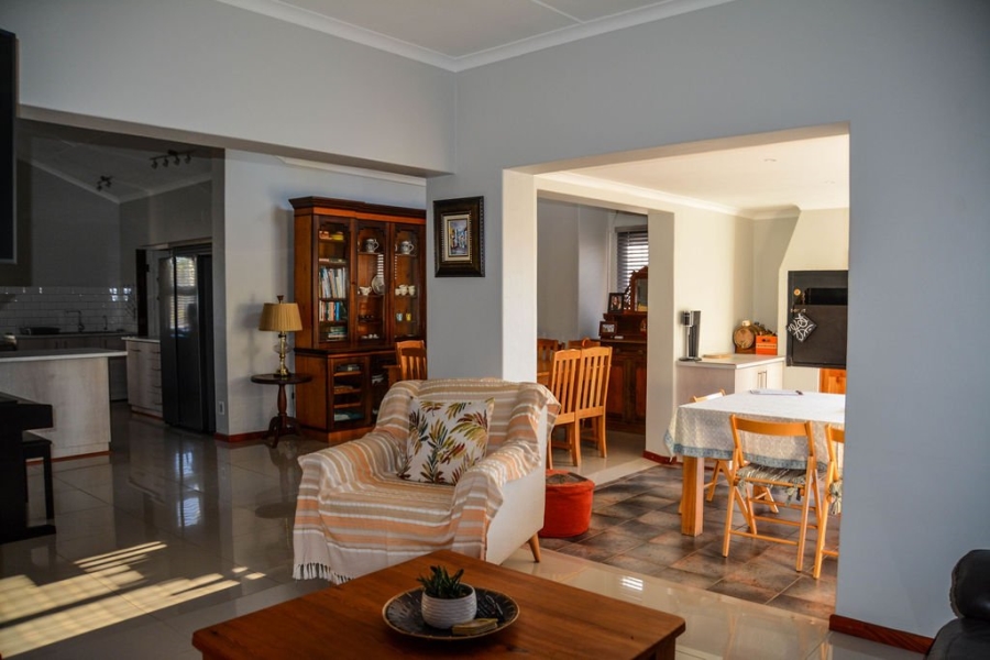 4 Bedroom Property for Sale in Vredendal Western Cape